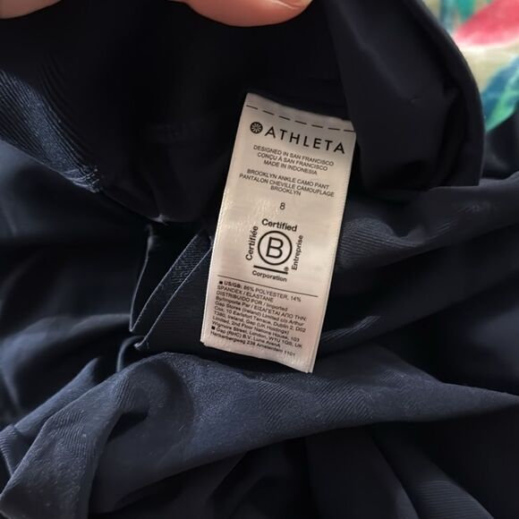 Athleta Brooklyn Ankle Pant Navy Joggers Size 8 - Picture 2 of 5